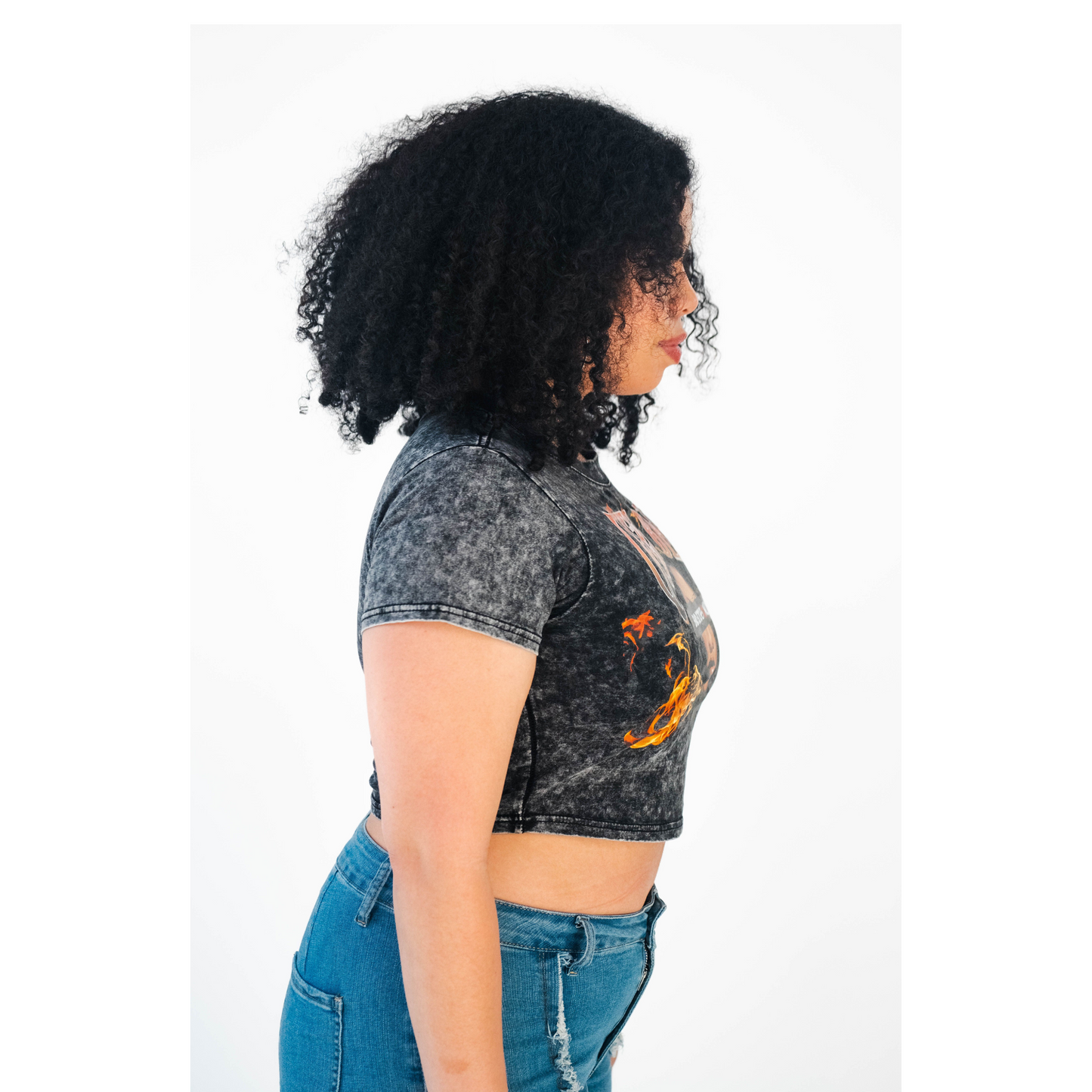 Queen Beehavior Vintage Crop Tee